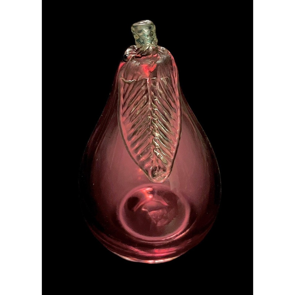 ROSSI Cranberry‎ Glass Pear Paperweight Handmade Canada 4.75" - Picture 4 of 5
